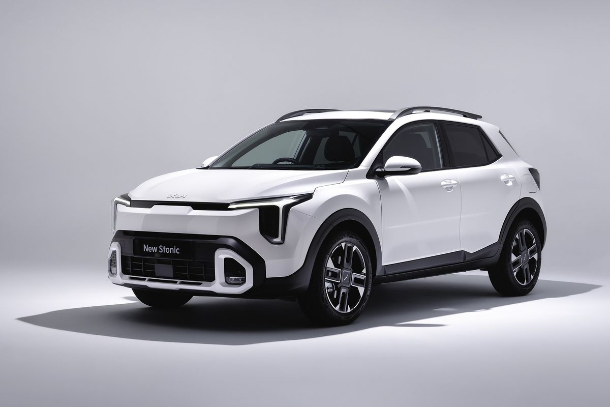 Kia Stonic — SUV subcompacto versátil y eficiente, ideal para el entorno urbano. Auto de renta en Cuba con Rentacaresa.
